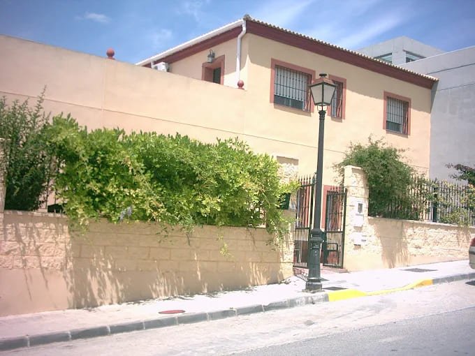 Residencia La Milagrosa